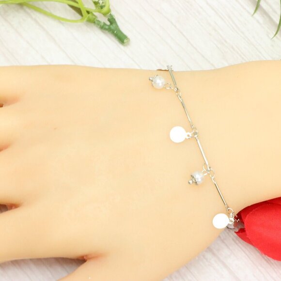"Trendy Handmade Bracelet – A Thoughtful Gift for Girls & Women | UNVRC1110 - Picture 7 of 10